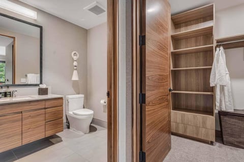 One Snowmass West 603 by Snowmass Mountain Lodging Apartment in Snowmass Village