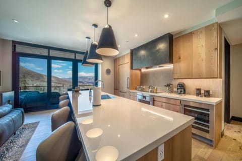 One Snowmass East 303 by Snowmass Mountain Lodging Apartment in Snowmass Village