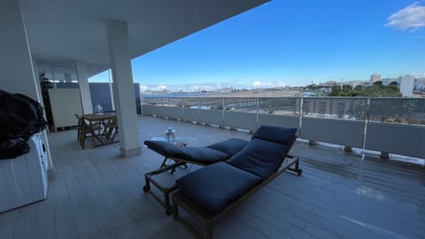 Balcony/Terrace, Balcony/Terrace