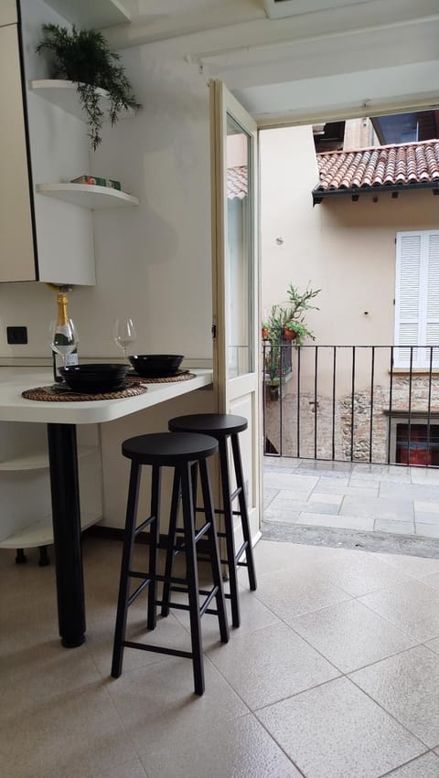 Dining area, Inner courtyard view
