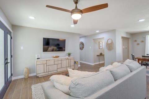 Family Home 4 Mi to Dtwn Temple! Bring Your Pet House in Temple