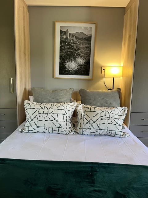 Luxury at The Den Apartment in Stellenbosch