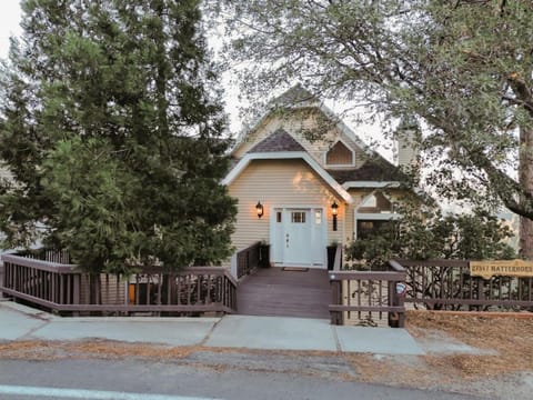 Lake Arrowhead Matterhorn Views House in Lake Arrowhead