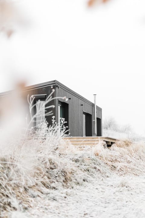 Property building, Winter