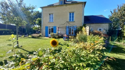 Property building, Garden view