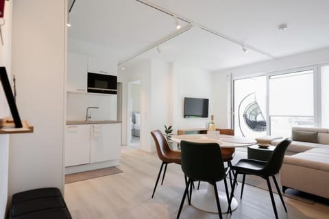 TV and multimedia, Living room, Decorative detail, Dining area, Bedroom, Food, dishwasher, microwave, kitchen