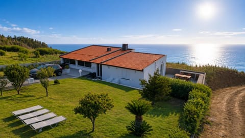 Property building, Bird's eye view, View (from property/room), Hiking, Garden view, Mountain view, Sea view