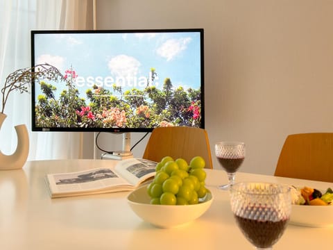 TV and multimedia, Dining area