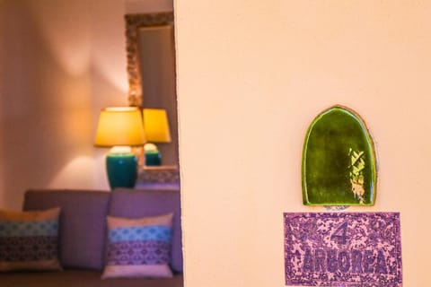 Living room, Decorative detail