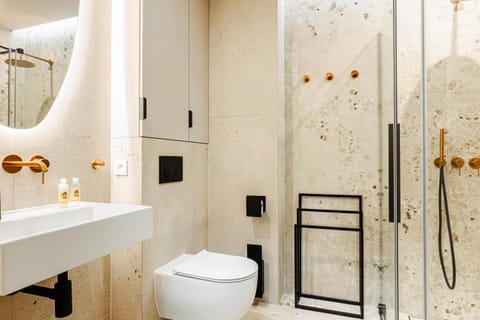 Shower, Toilet, Bathroom