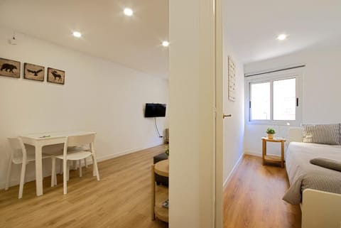 Charming and quiet apartments near Barcelona Apartment in L'Hospitalet de Llobregat