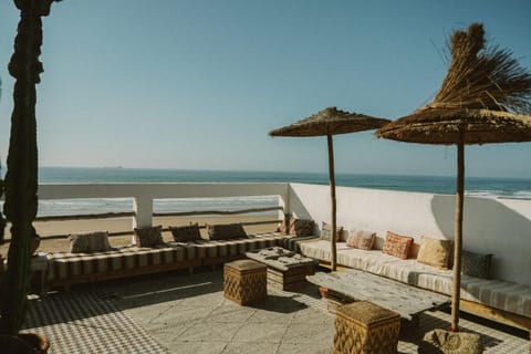 Natural landscape, View (from property/room), Balcony/Terrace, Balcony/Terrace, Beach, Sea view, sunbed