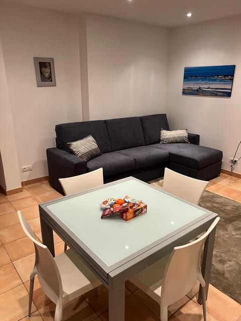 HENRY BENNEt Apartment in Menton