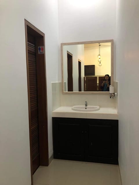 Suweg guest house 3 bed room Apartment in Abang