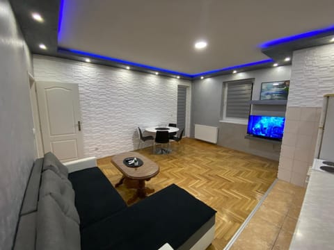 Crystal Apartman Obrenovac Apartment in Vojvodina
