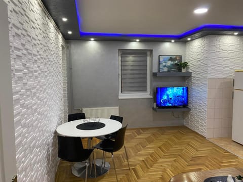 Crystal Apartman Obrenovac Apartment in Vojvodina
