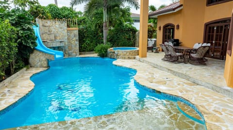 Aqua park, Swimming pool