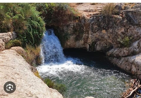 Appartement, vue sur l’étang, proche aéroport. Apartment in Provence-Alpes-Côte d'Azur