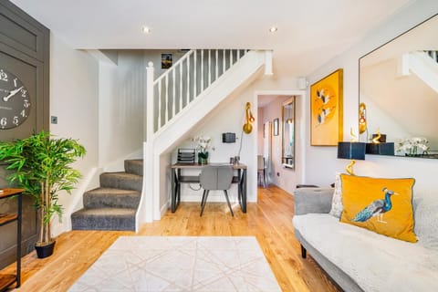 Two Bed Home in Portishead House in Portishead