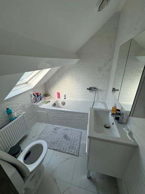 Qozyroom Apartment hotel in Brussels