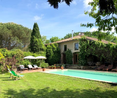 Property building, Patio, Spring, Natural landscape, Garden, Garden view, Pool view, sunbed