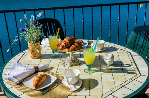 Food and drinks, Breakfast