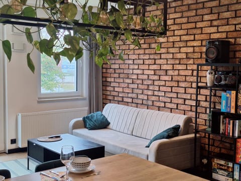 Library, Living room, Seating area