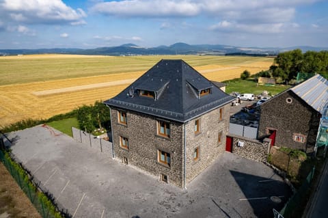 Natural landscape, Bird's eye view, Location