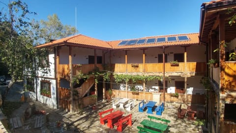 Арт комплекс Горски дом - Трявна Bed and Breakfast in Gabrovo, Bulgaria