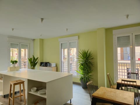 Dining area, Communal kitchen