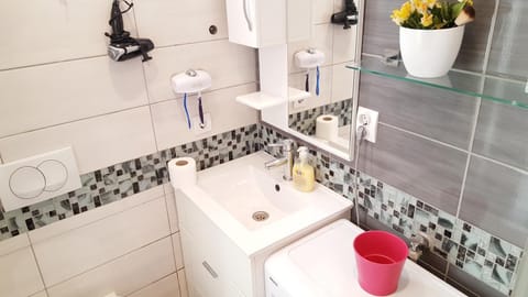 Apartment Kiki Apartment in Kotor