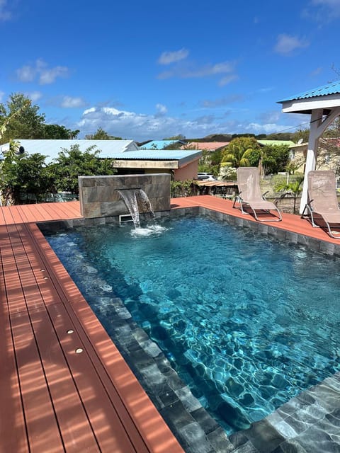 Day, Natural landscape, Pool view, Swimming pool, Swimming pool, sunbed