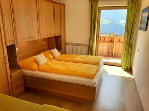 Bed, Balcony/Terrace, Photo of the whole room, Bedroom