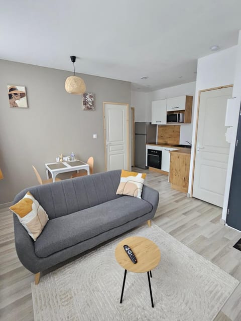 Chez Home Apartment in Valenciennes