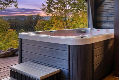 Natural landscape, Hot Tub, Hot Tub, Spa and wellness centre/facilities, Mountain view, Mountain view