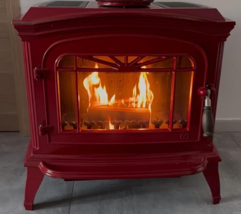 niolonlabricotier love room classe Apartment in Marseille