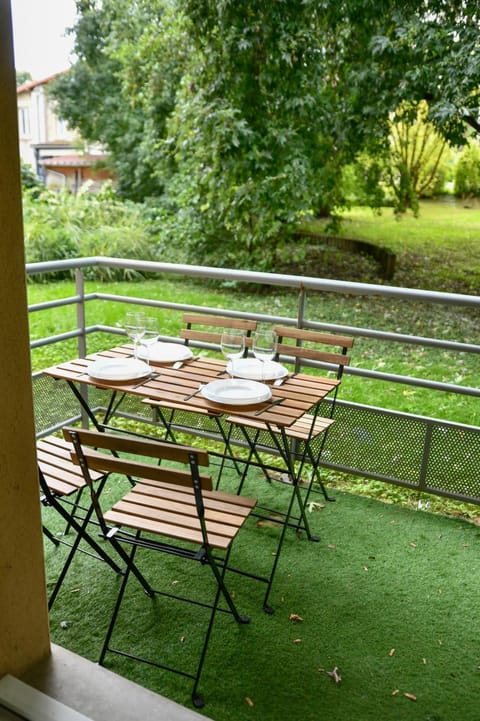 Patio, Balcony/Terrace