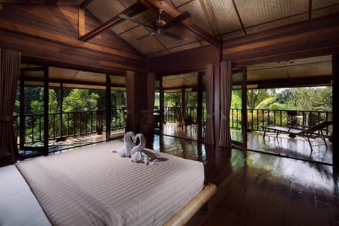 Bed, Balcony/Terrace, Bedroom