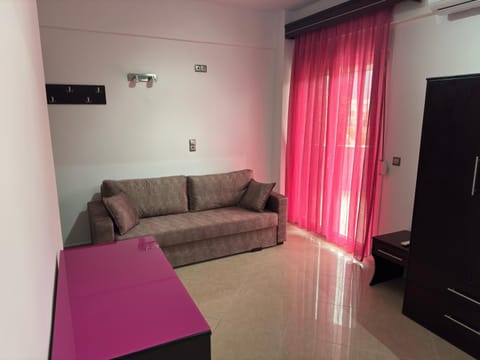 Family Rooms Apartment hotel in Decentralized Administration of Macedonia and Thrace