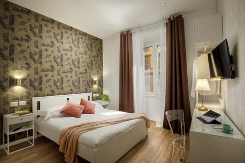 Bed, TV and multimedia, Photo of the whole room, Bedroom