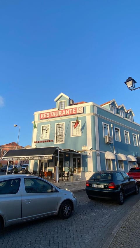 Property building, Restaurant/places to eat