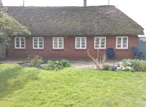 Deichbrise House in Nordfriesland