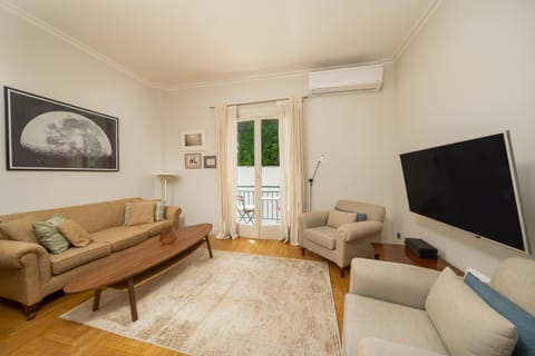 TV and multimedia, Living room, air conditioner