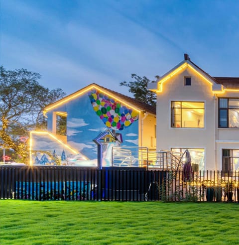 Property building, Garden view
