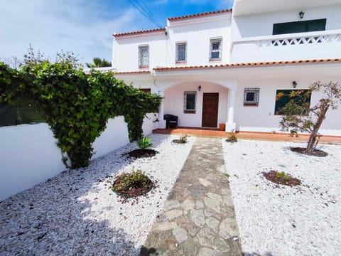 Property building, Garden, Garden, Garden view