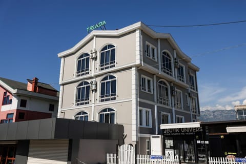 Property building, Day