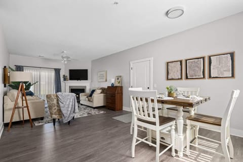 Brand New 2 Bedroom Condo House in Bettendorf