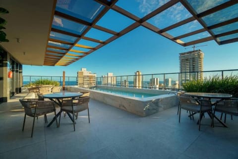 Natural landscape, View (from property/room), Balcony/Terrace, Pool view, Swimming pool, sunbed