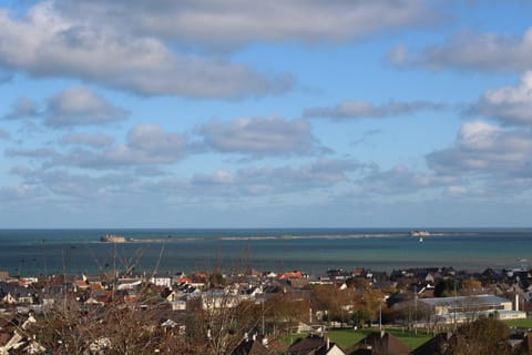 Chambre d'hôtes vue sur mer Bed and Breakfast in Normandy