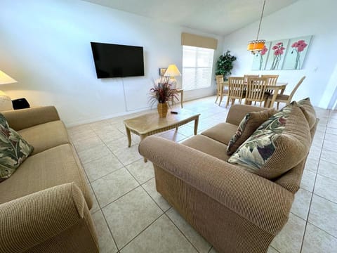 South Facing Pool Villa on the Golf Course House in Haines City